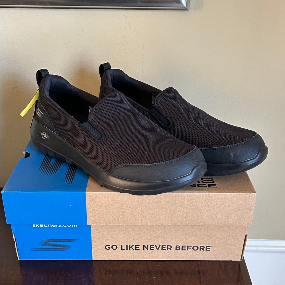 Skechers Men's Black Slip-On Loafers